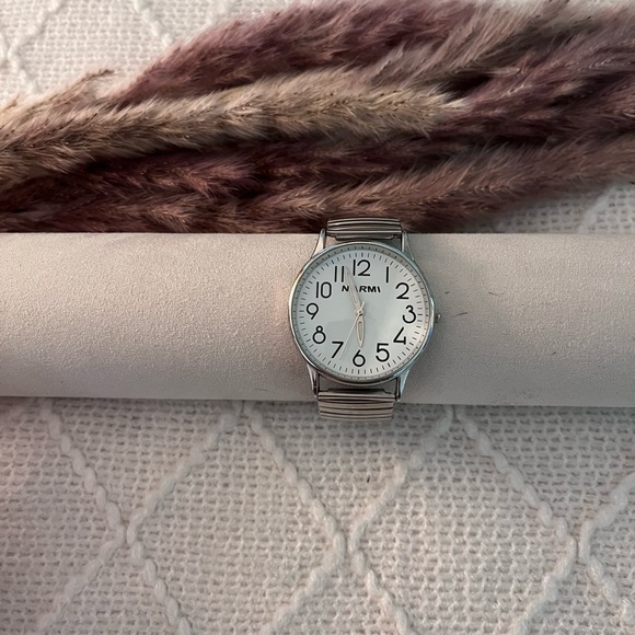 Chunky Vintage‎ Silver Bracelet Watch - Picture 5 of 8